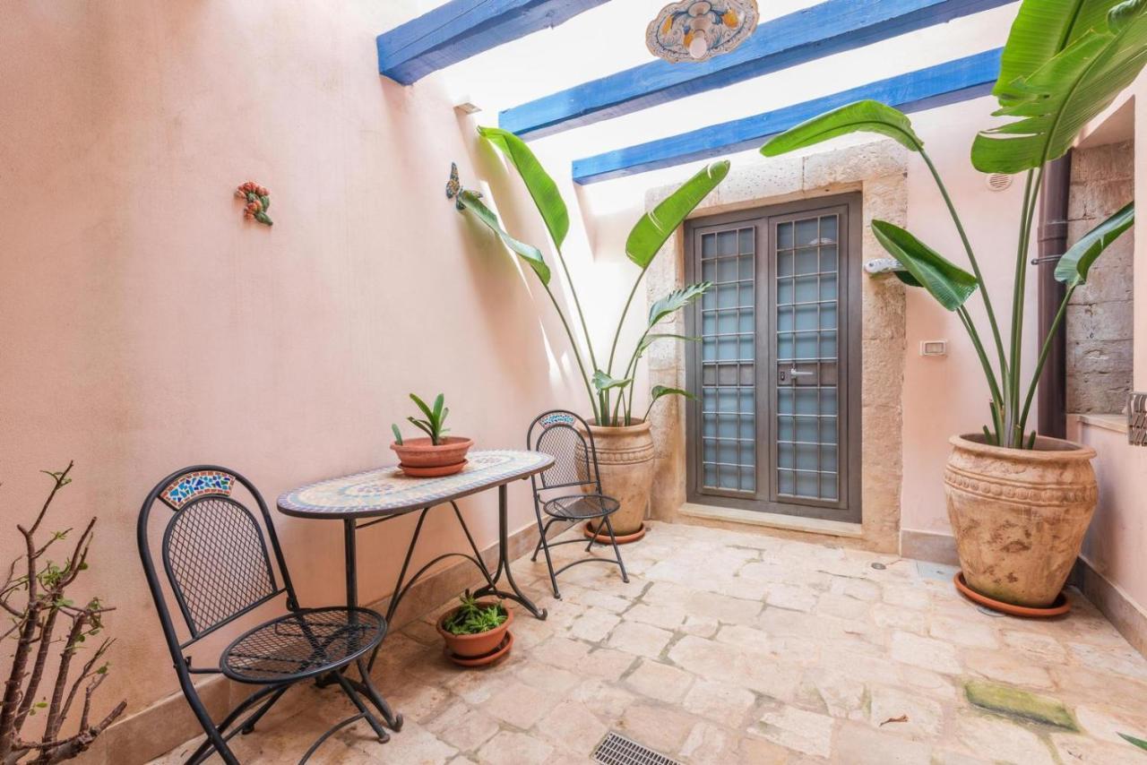 Il Riad Del Capitano Syracuse Bagian luar foto