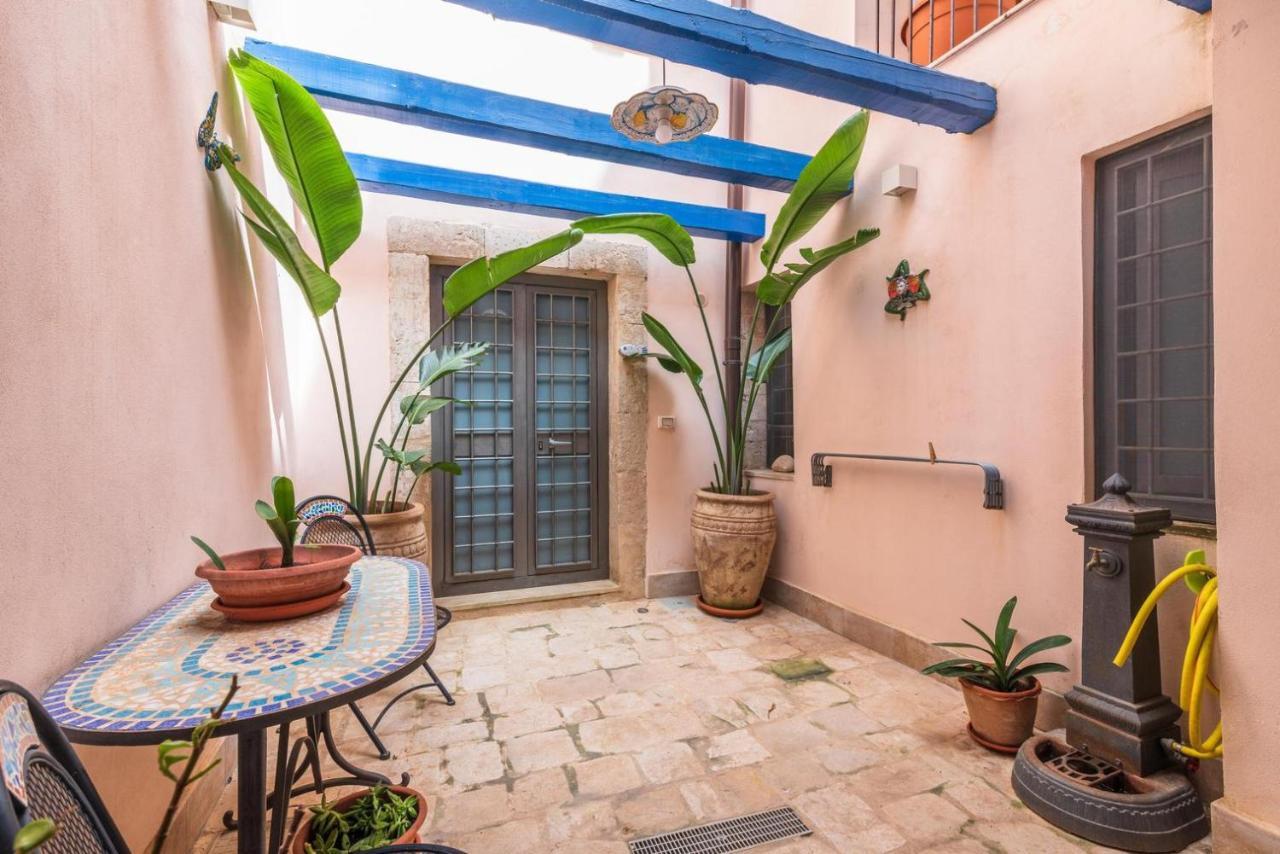 Il Riad Del Capitano Syracuse Bagian luar foto