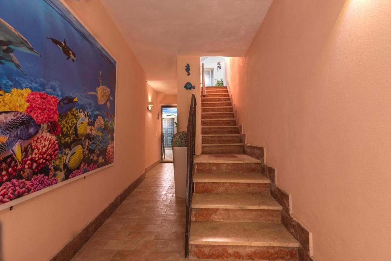 Il Riad Del Capitano Syracuse Bagian luar foto